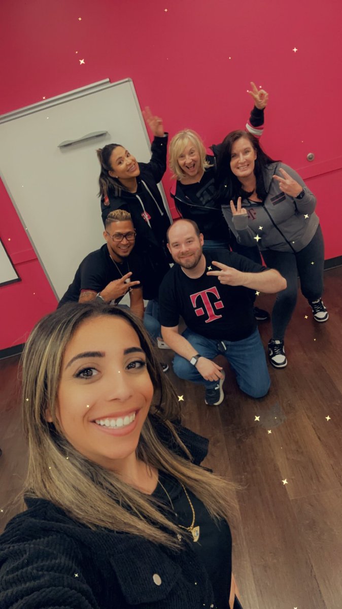 TMP Selfie Game with amazing people 🤳☺️ #TMP2023 <a href="/MegSetzer/">Meghan Setzer</a> <a href="/chelsraeann/">chelsea</a>