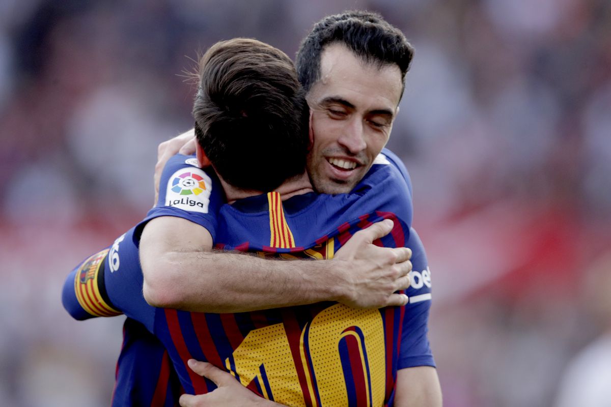 🚨 Leo Messi will sign a two-year contract with Inter Miami and Sergio Busquets could join him.

(Source: <a href="/MatteMoretto/">Matteo Moretto</a>)