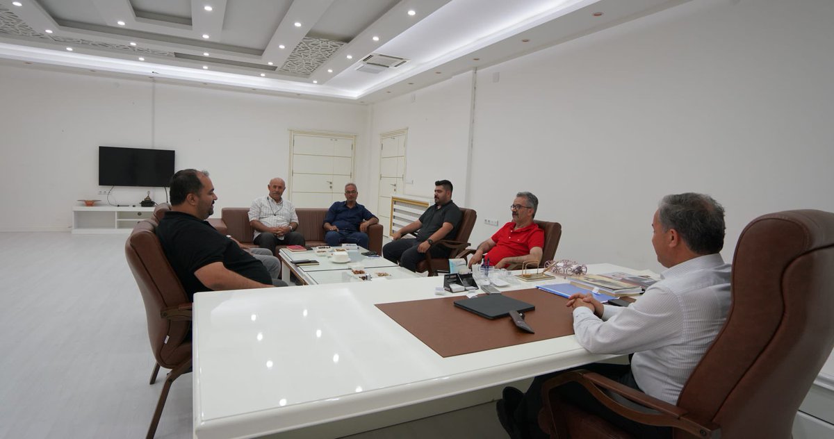 Belediyemiz vatandaşlarımız için var. Birim müdürlerimizle hizmet süreçlerimizi değerlendirdik. Daha hızlı, daha çözüm odaklı hizmet için tüm imkanlarımızla sahadayız.