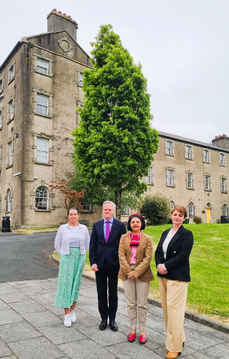 Glencree's CEO @Naoimh McNamee and Pat Hynes and Terri O'Brien from our Political Dialogue Programme today welcomed the Greek Ambassador H.E. Ms Magdalini Nicolaou to Glencree for an insightful discussion.
#Glencree4peace #Greece #Ireland