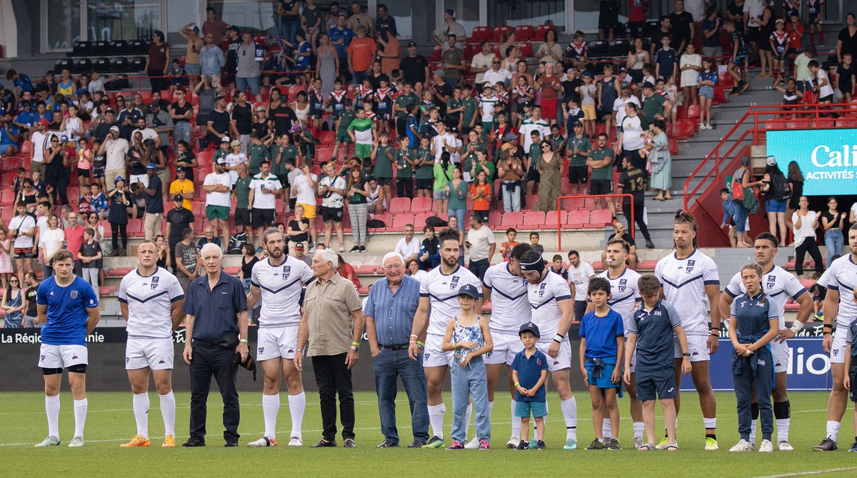 Samedi nous avons célébré les 𝟱𝟬 𝗮𝗻𝘀 𝗱𝘂 𝘁𝗶𝘁𝗿𝗲 𝗱𝗲 𝗰𝗵𝗮𝗺𝗽𝗶𝗼𝗻 𝗱𝗲 𝗙𝗿𝗮𝗻𝗰𝗲 𝟭𝟵𝟳𝟯 🏆

Pour cette occasion nos champions ont accompagné les joueurs lors de l'entrée sur la pelouse...