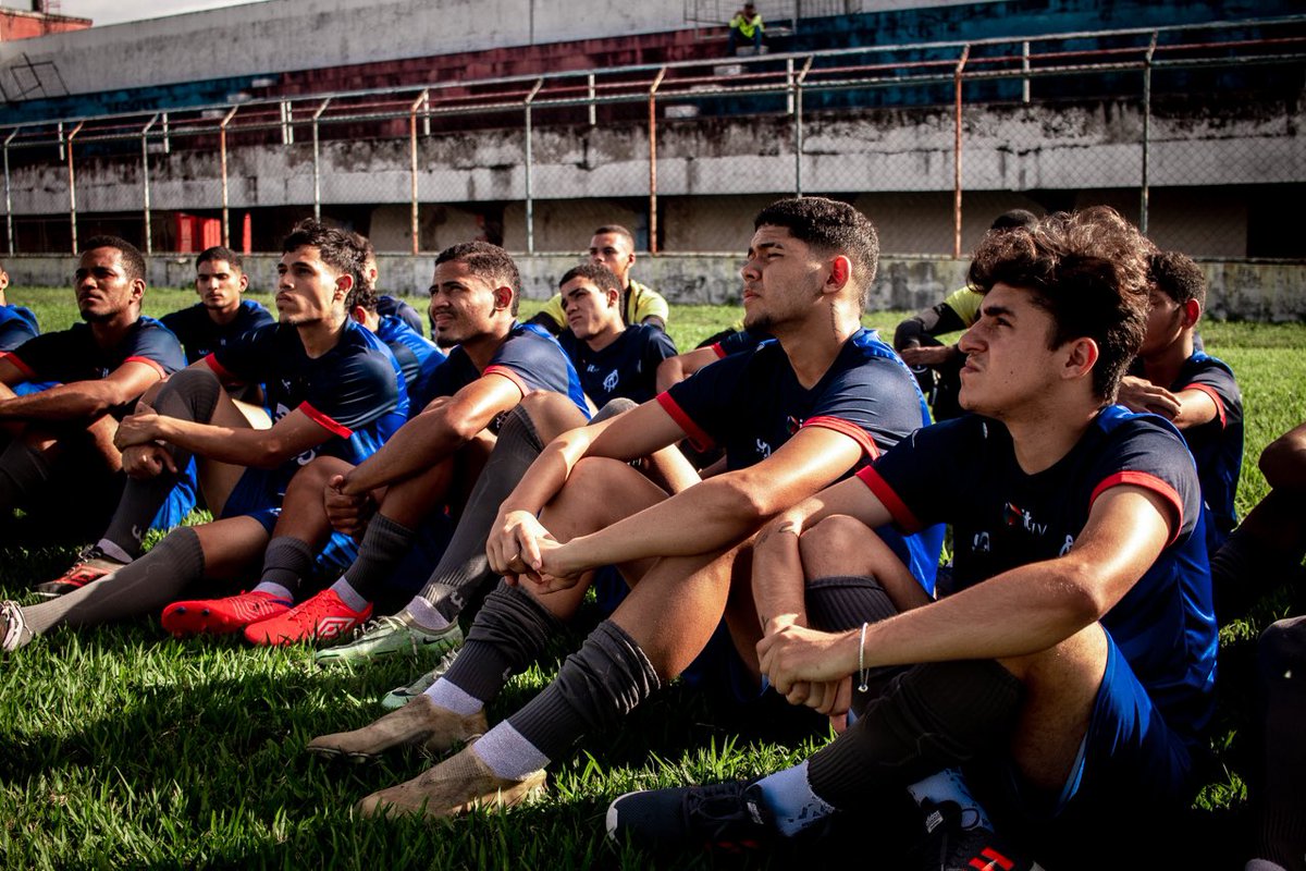 Preparação finalização ☑️

Amanhã os #MeninosDaSerra enfrentam o Atlético Gloriense pelo jogo de ida da semifinal do Sergipano Sub-20, no Mendonção, e o apoio da torcida será de extrema importância para impulsionar a garotada em busca da vitória!

A entrada é gratuita. Vamos 🇫🇷