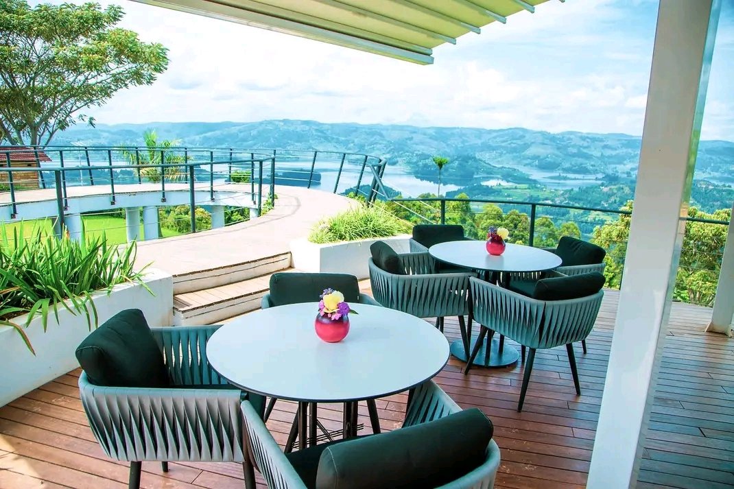 nkemboafrica's tweet photo. Some of your best ideas will be got while on a Vacation because you know what, Life is better in flip flops.

This is what cozy means, a beauty in a Pearl.

Acadia Lodges - Lake Bunyonyi.

Let's create your vacation memories lasting!

#travelgram #vacation #adventure #smallgroups https://t.co/Vg3tiPdxkJ