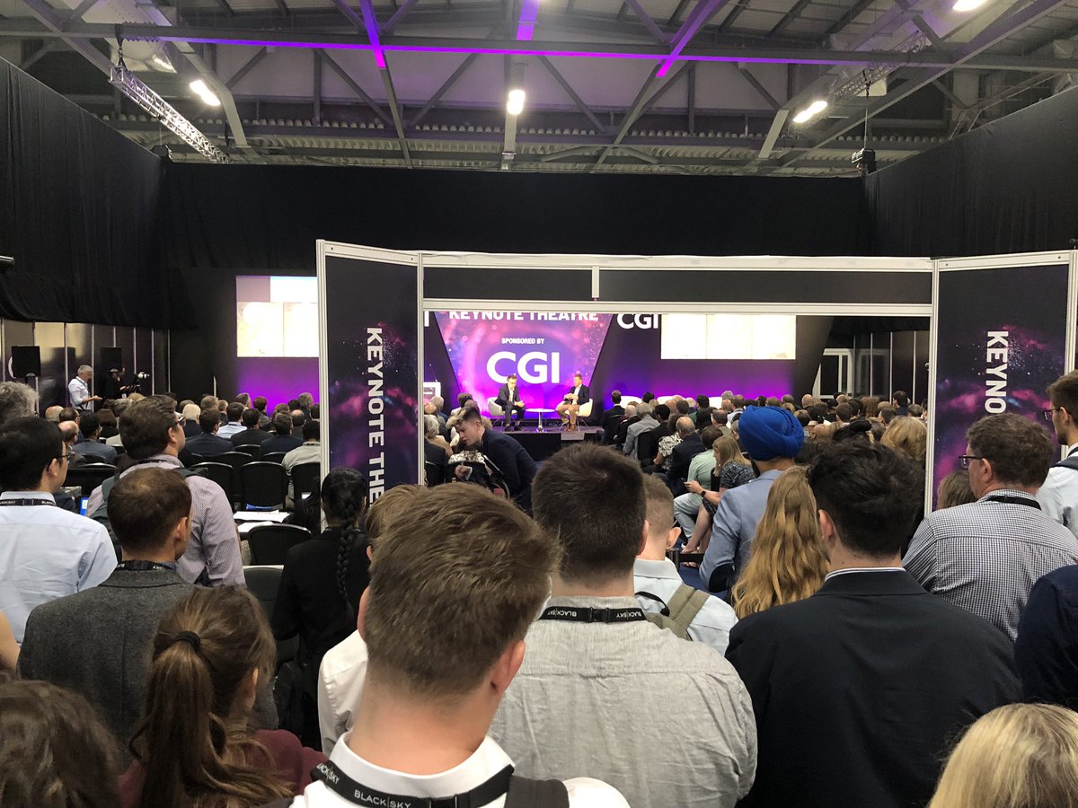 GuyMegson's tweet image. #SpaceCommExpo2023 #CGI Brilliant day at SpaceComm - great to catch up with so many colleagues…. And meet @astro_timpeake