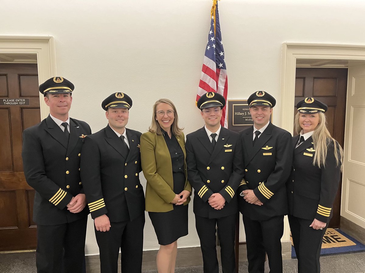 ✈️Thanks to the Michigan pilots who stopped in today. I’m hard at work on the <a href="/TransportDems/">Committee on Transportation and Infrastructure</a> Aviation Subcommittee to ensure you can fly safely and keep West Michigan on the move!