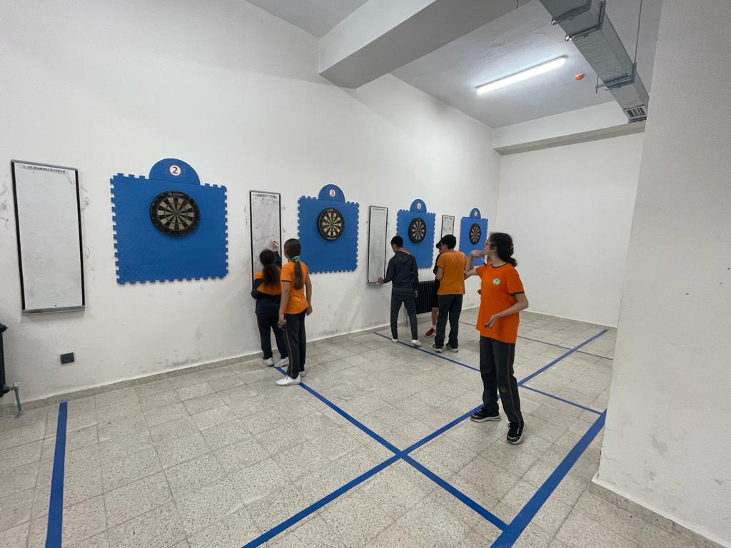 MudanyaMem's tweet photo. İlçe Milli Eğitim şube müdürümüz M.Ali DURSUN Halitpaşa Ortaokulunda yapılan dart turnuvasında dereceye giren öğrencilerimize madalya ve kupalarını verdi.
@bursailmem16 
@SeyitAliBuyuk 
@suattopal19 
@dursunalimehmet https://t.co/LxaycWkm3S