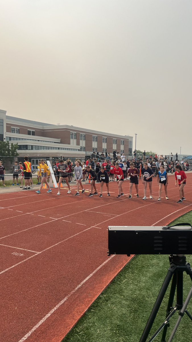 Congratulations 🙌 to all the Athletes today that participate in the Oakville Track and  Field Meet and their coaches 📋. A big shout out 📣 to @HCAA2017 for organizing a great event.