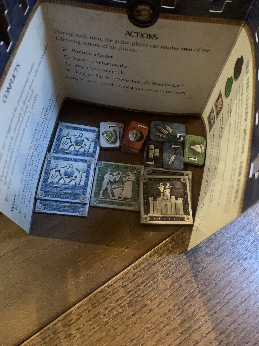_CBK_gaming's tweet photo. Learned a new game tonight; Tigris &amp; Euphrates from @fantasyflightgames A fun game with simple rules and very good strategy planning #boardgame #boardgames #tabletopgames #boardgamegeek #bgg #tabletop #games #boardgamer #gamenight https://t.co/Ev0Sb8ERRq