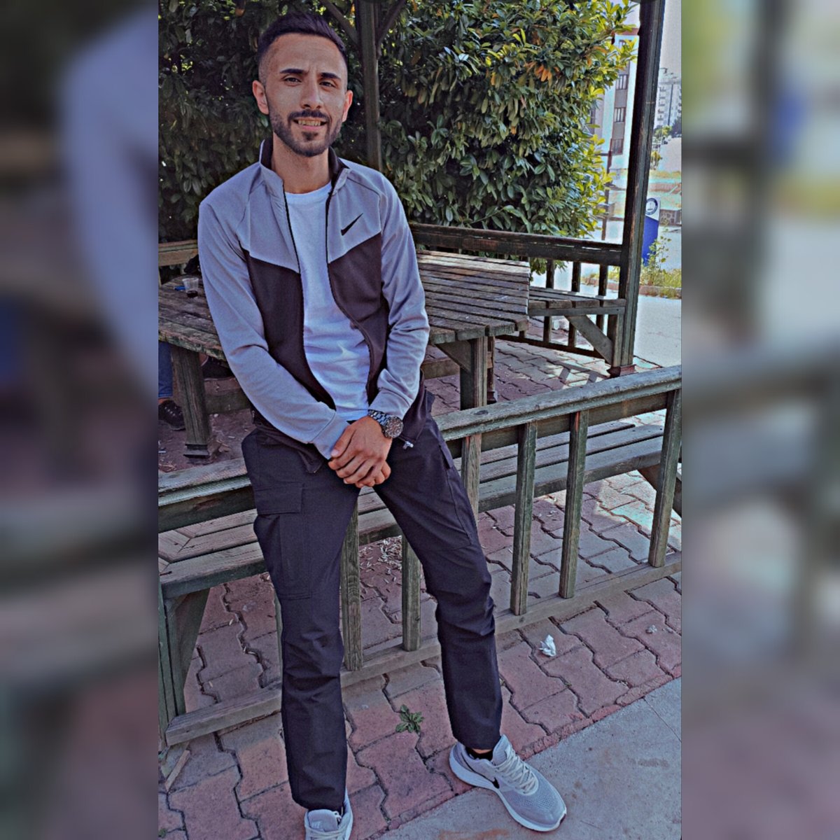 hayatım boyunca insanların samimiyetinden hep şüphe duyacağım🥀