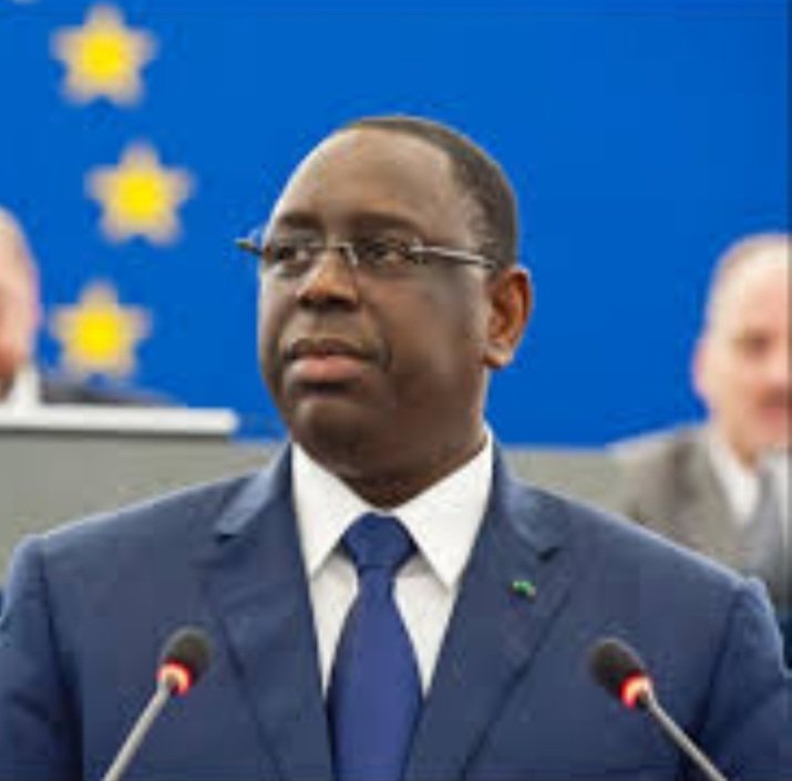 BirahimeSeck's tweet photo. Monsieur le Président de la République @Macky_Sall, le dispositif de sécurité près du domicile de Monsieur Ousmane SONKO doit être levé. @anticorruption @usembassydakar https://t.co/70J8zUSDdY