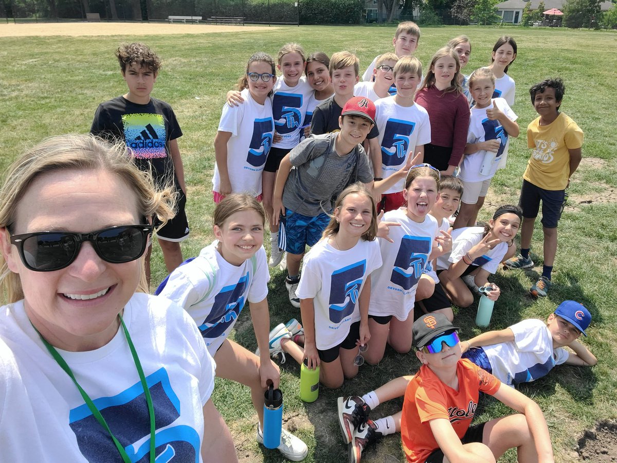 msjfeck's tweet image. Congrats 5th Grade!! I will miss you! You're off to do great things! @DrydenSchool #drydenrocks @AHSD25South