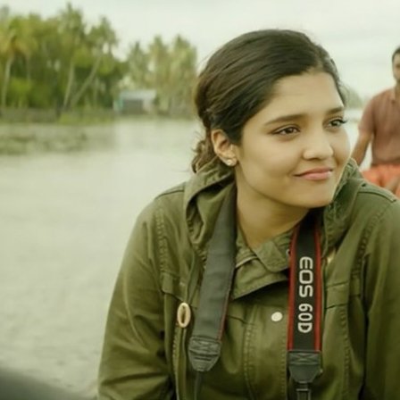 mc_scrbilles's tweet photo. Namma lyf-la namakku oru vishiyam theva padurapo..Adha namma enga engayo theditu irupom..nalla note pannuga adhu unga pakkathula dha irukum..

"வைரம் ஒன்றை கையில் வைத்து
எங்கே தேடி அலைந்தாயோ"🥺💎💫 https://t.co/9cZcohUwv5