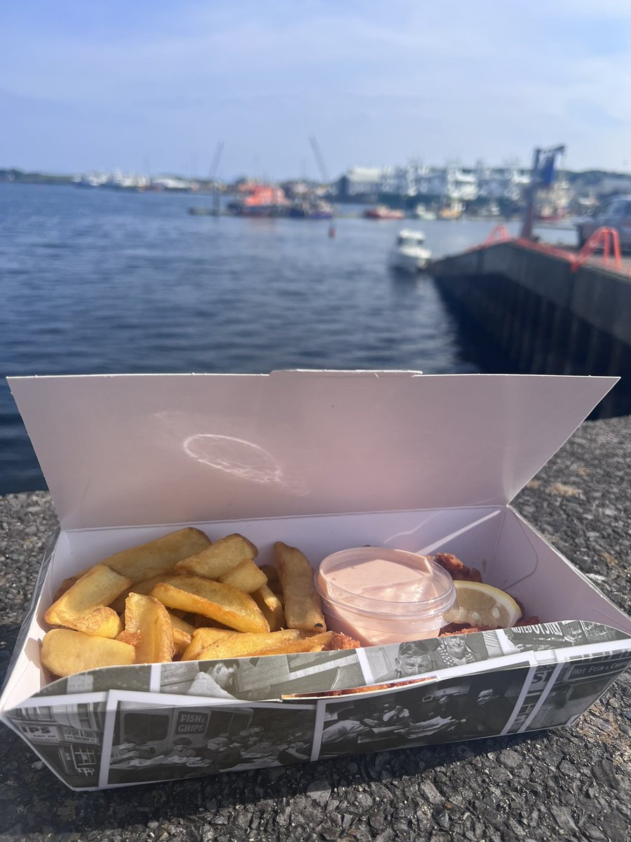 Wednesday treat #seafoodshack #WildAtlanticWay 🐋