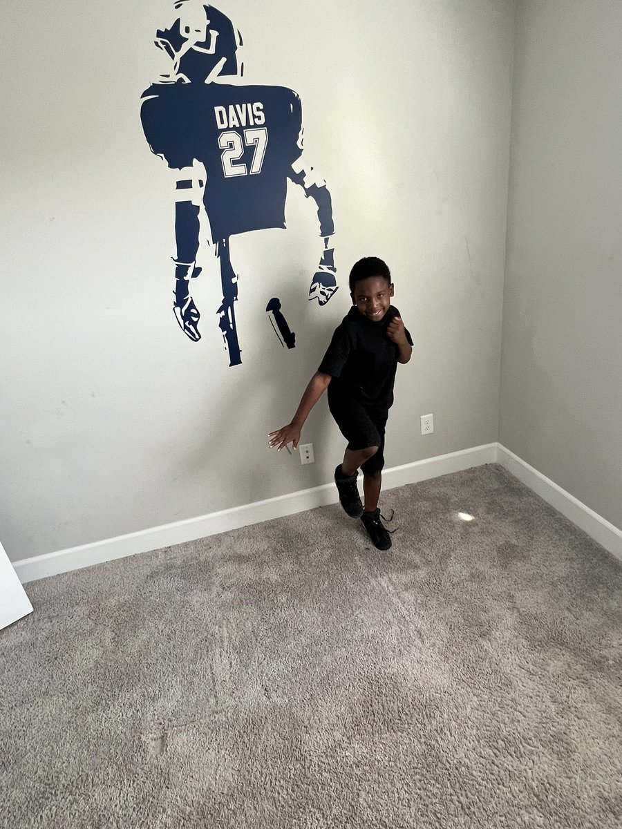 Coach Enrique Davis tweet media