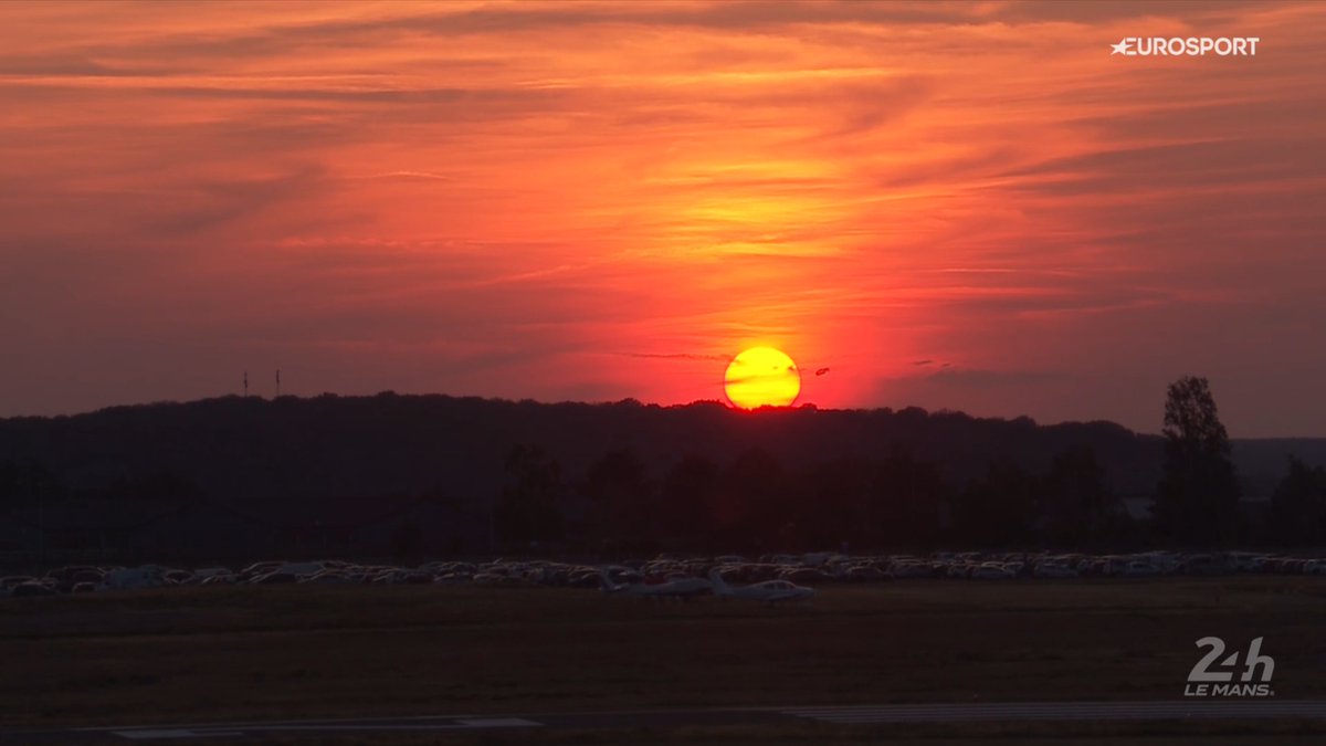 MickTurski's tweet image. #SunsetAlert
#LeMans24 
#LeMansCentenary