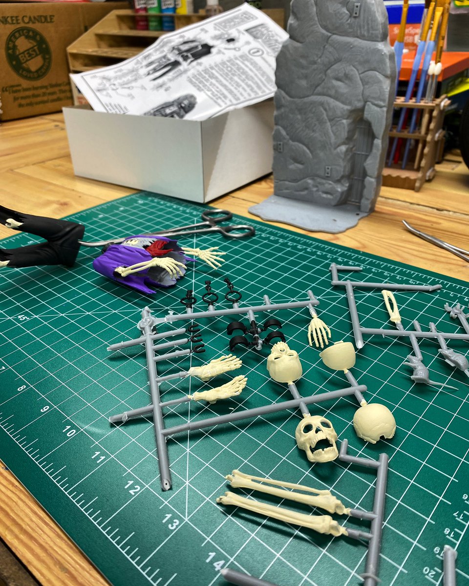 GLedouxVoiceovr's tweet photo. Progress on the next monster model #monstermodels #auroramonsters https://t.co/mkiikYHKky