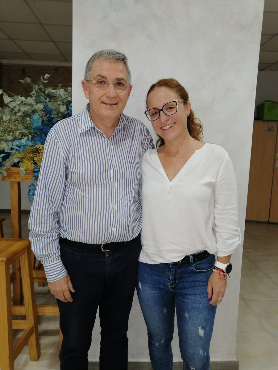 🔥Miguel Àngel Martínez Tortosa, nou president de la Federació de les Lletres Falleres, substituint en la tasca a Gemma Altur a qui volem agrair-li la seua dedicació durant els darrers anys.

Molta sort i encerts Miguel Àngel ! 

#LletresFalleres
#falles2024