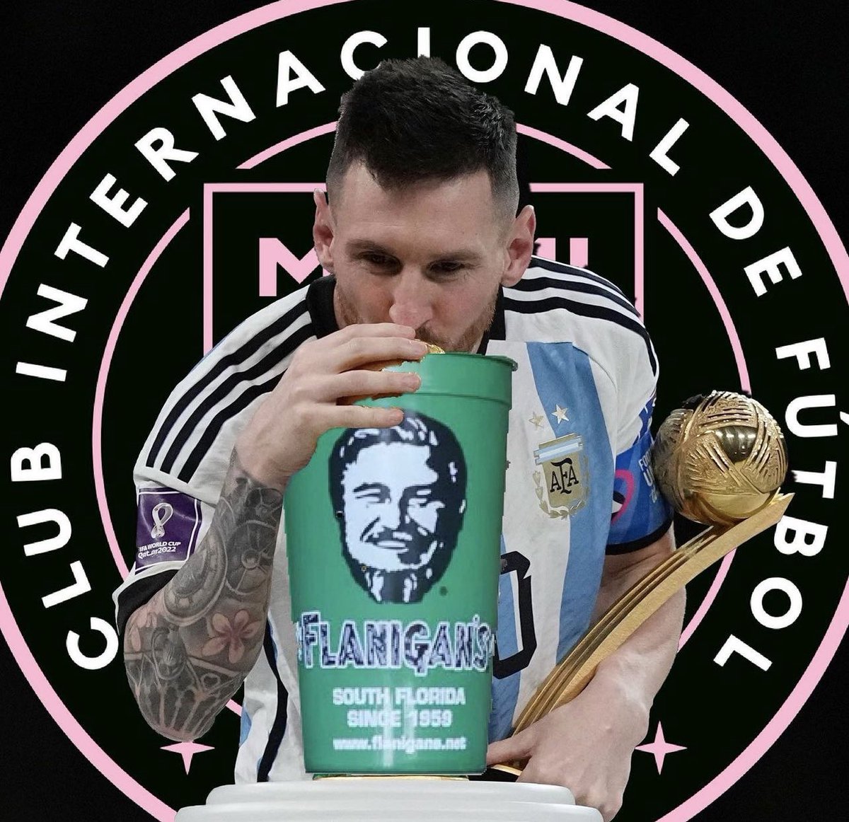 Let’s get this man some Rib Rolls! <a href="/redcup/">TY</a>.miami