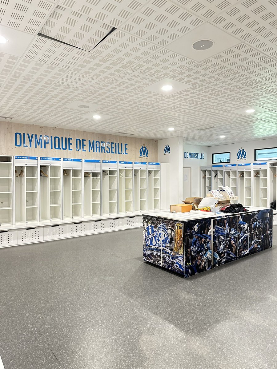 PhilMefi13's tweet photo. Moment privilégié à la Commanderie 🔵⚪️ Merci @OM_Officiel @Mode55489648 #OMPrime #TeamOM https://t.co/gFkMjCOkvW