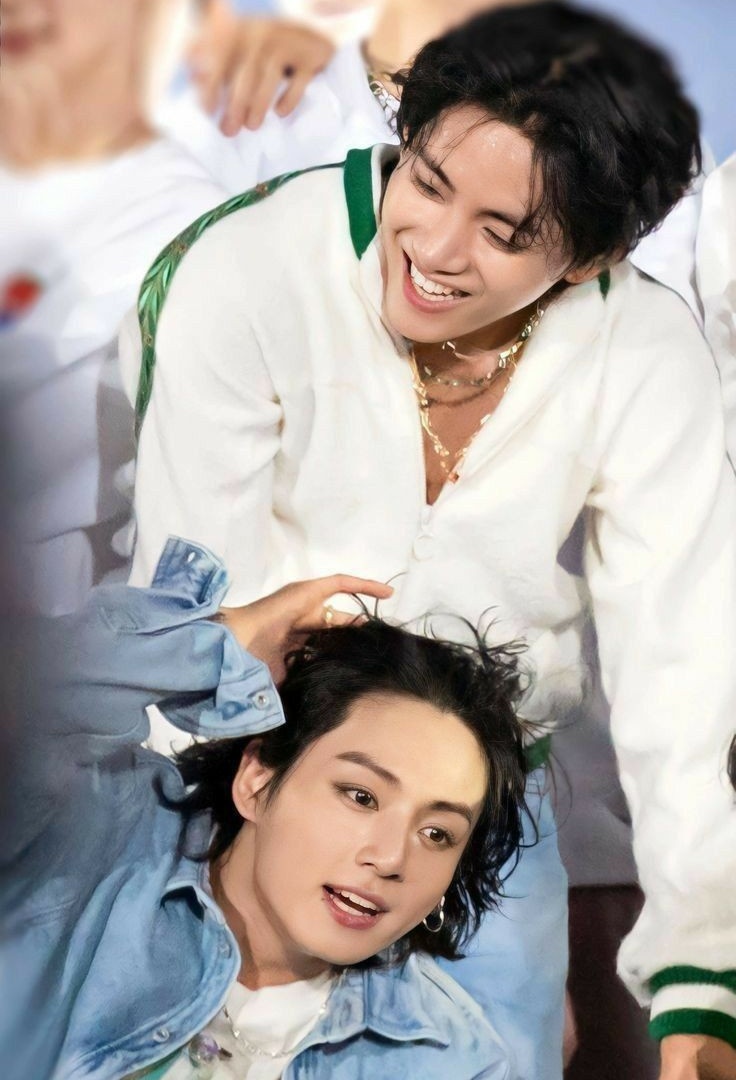 dailyofvk's tweet photo. THEM. https://t.co/BXoE4W4ld5
