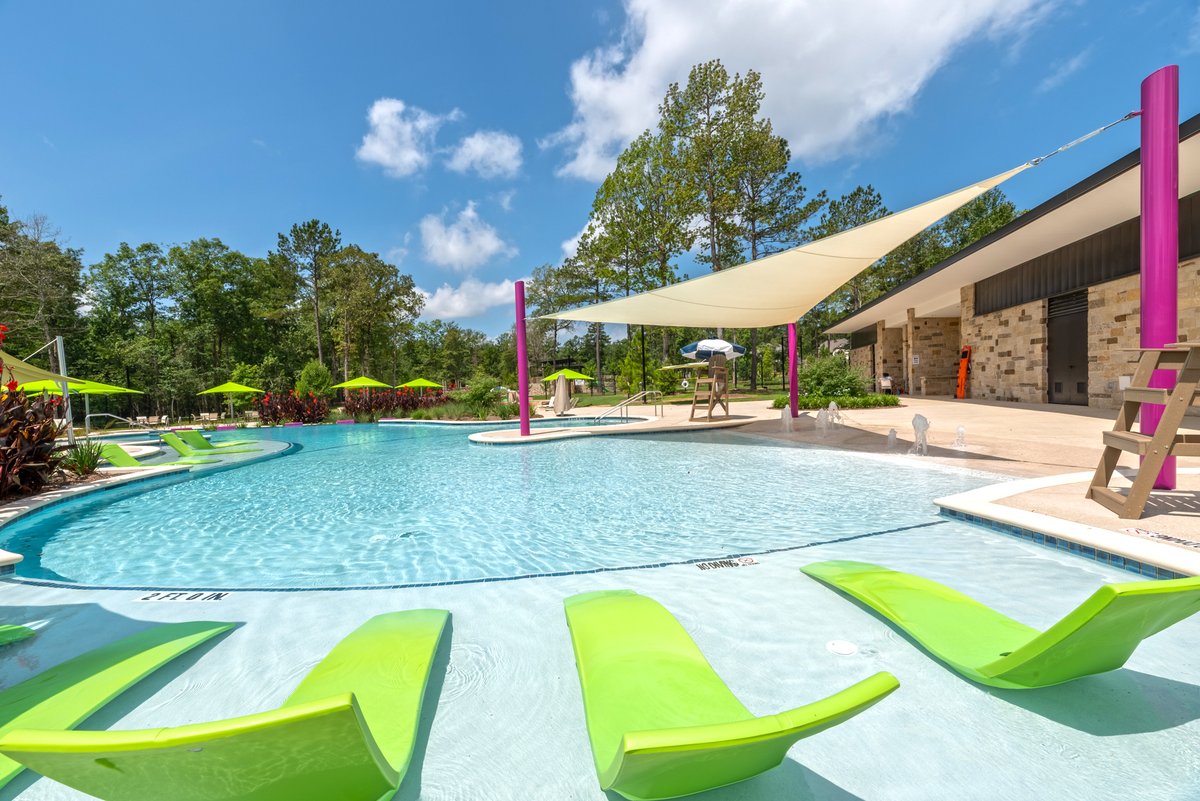 Ravenna_Homes's tweet photo. Have you tried the resort style pool at The Woodlands Hills yet? 
https://t.co/B187hdFIYk https://t.co/iMqkEzTC0r