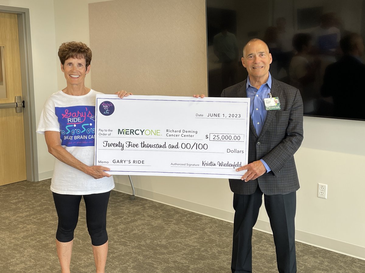 Last week, MercyOne Richard Deming Cancer Center received a $25,000 donation from Gary’s Ride, Inc. in support of brain cancer patients. Proceeds from the ride help support brain cancer treatment and research at the cancer center. We thank Gary's Ride for their  generosity.