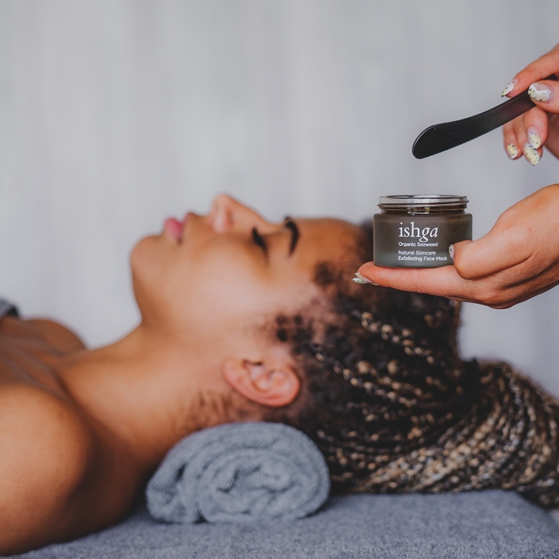 Are you ready to experience true relaxation and serenity in a breathtaking setting?⁠ Our lovely spa partner The Falls Spa is set in the picturesque Lake District with spectacular views overlooking Derwentwater. ⁠You will leave feeling restored, soothed and rejuvenated 💜⁠