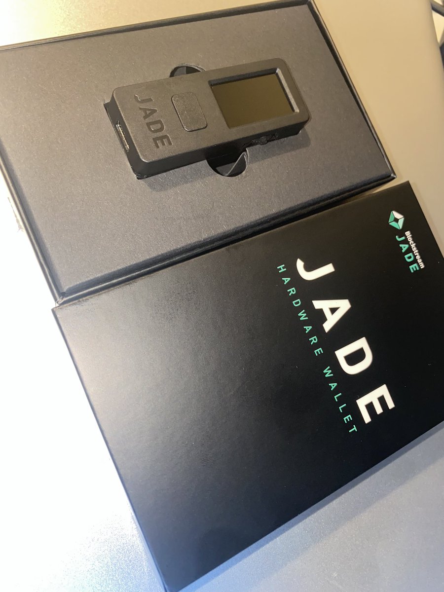 helloitssonny's tweet image. She’s arrived 😍 #jade @Blockstream #nomoreledger #BITCOIN #btc