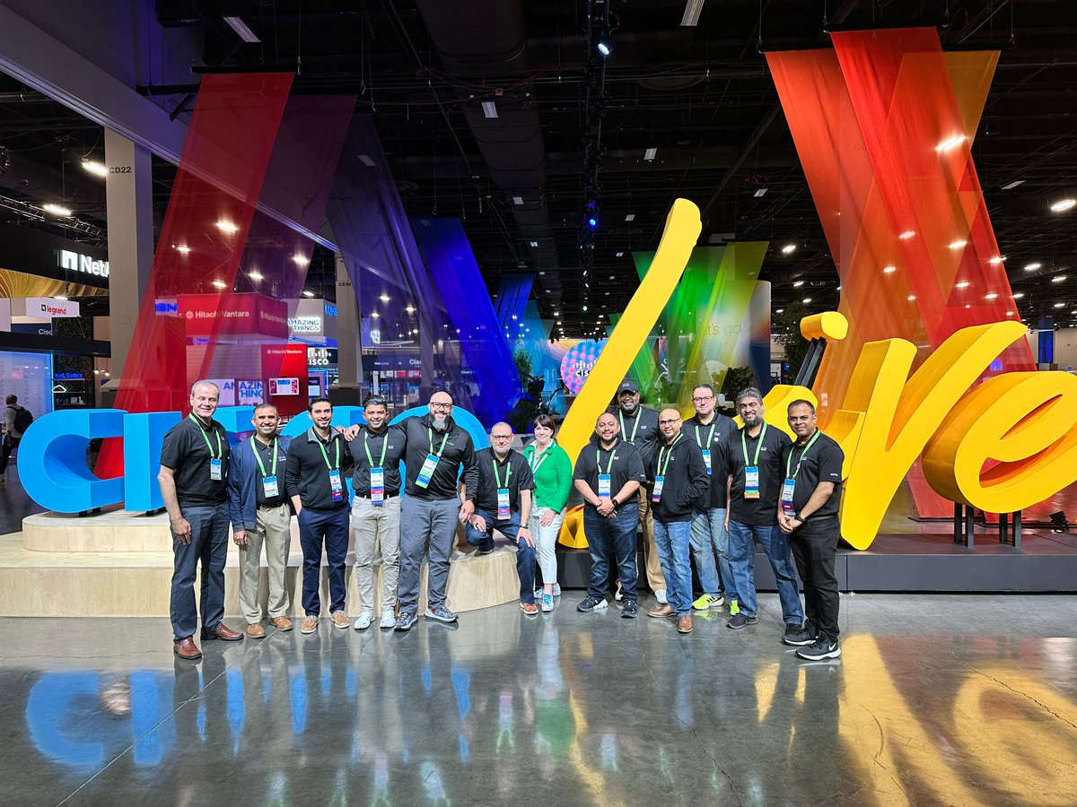 CiscoLiveTAC's tweet photo. These good looking LEADERS Made it all happen!!! #CiscoLive #LetsGooo #ciscotac #CiscoCX https://t.co/uTF7VJMM5b