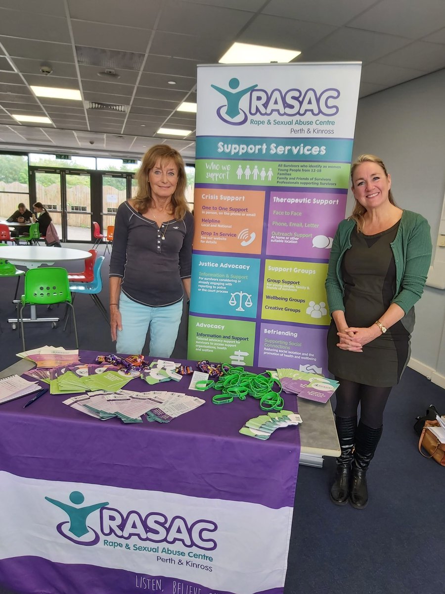 Thank you @rasacpk for visiting @CrieffHigh today lunchtime with a stall full of information and goodies! So great to see so many of our seniors sign up as prospective ambassadors! @CrieffHighRRSA #article15 #article19 #leadership #rasac @CHSBarvickHouse @CHSKeltyHouse