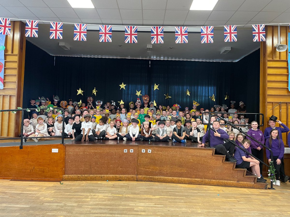 Miss Barrington tweet media