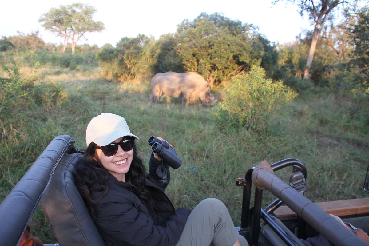 vtorr21's tweet photo. I still can’t believe I went to South Africa. It was honestly an unbelievable experience and have no clue how I will top this trip. 😳 Buffalo is not pictured***  #Safari #SouthAfrica #big5 https://t.co/1tJwxNoJaj
