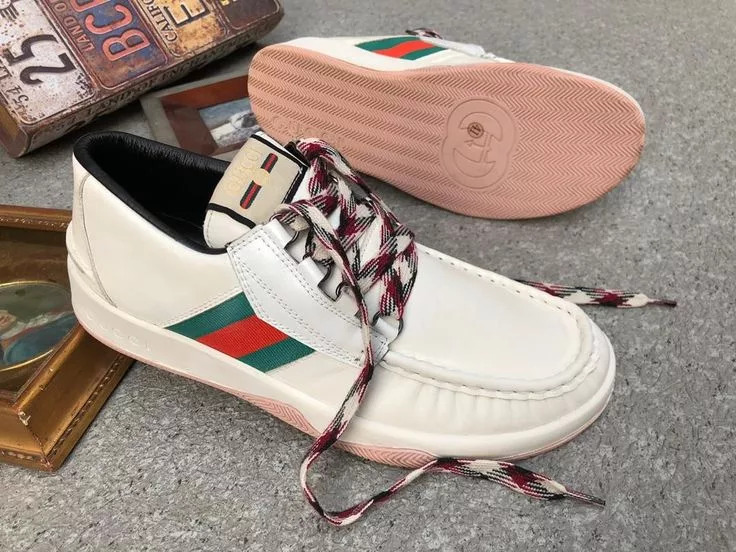 marilyns_dream's tweet photo. Gucci, a renowned luxury brand, has long been synonymous with style and sophistication. In recent years, Gucci shoes have taken the fashion world by storm, captivating the hearts of fashion enthusiasts and celebrities alike.

https://t.co/u7uKloLLYn https://t.co/lqm7MJRR5W