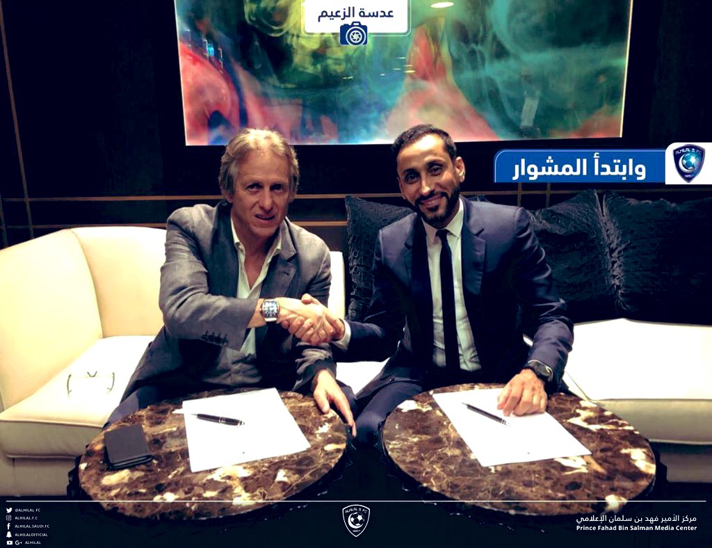 Mr__Designer's tweet image. هذه أهم مرحلة في تاريخ #الهلال 
والتي نحتاج فيها لجابر عثرات الهلال #سامي_الجابر

بأن يقود الهلال كرئيس مرشح من الهلال أو من طرف صندوق الاستثمارات العامة

فهد بن نافل بيض الله وجهك ما قصرت شكراً لك 
'
#سحبة_ميسي_على_الهلال  خيرة من الله 💙