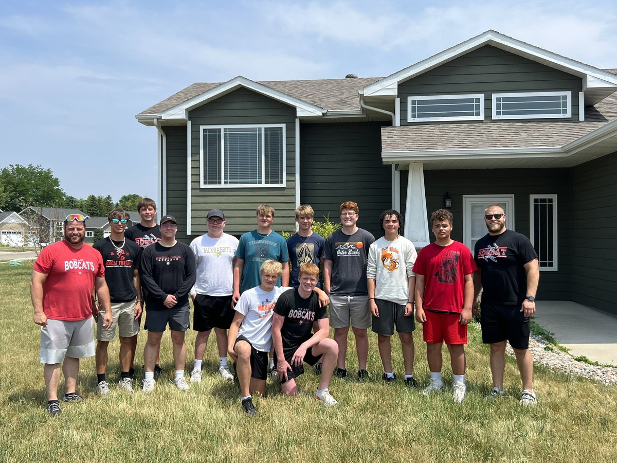 Brookings Bobcat Football tweet media