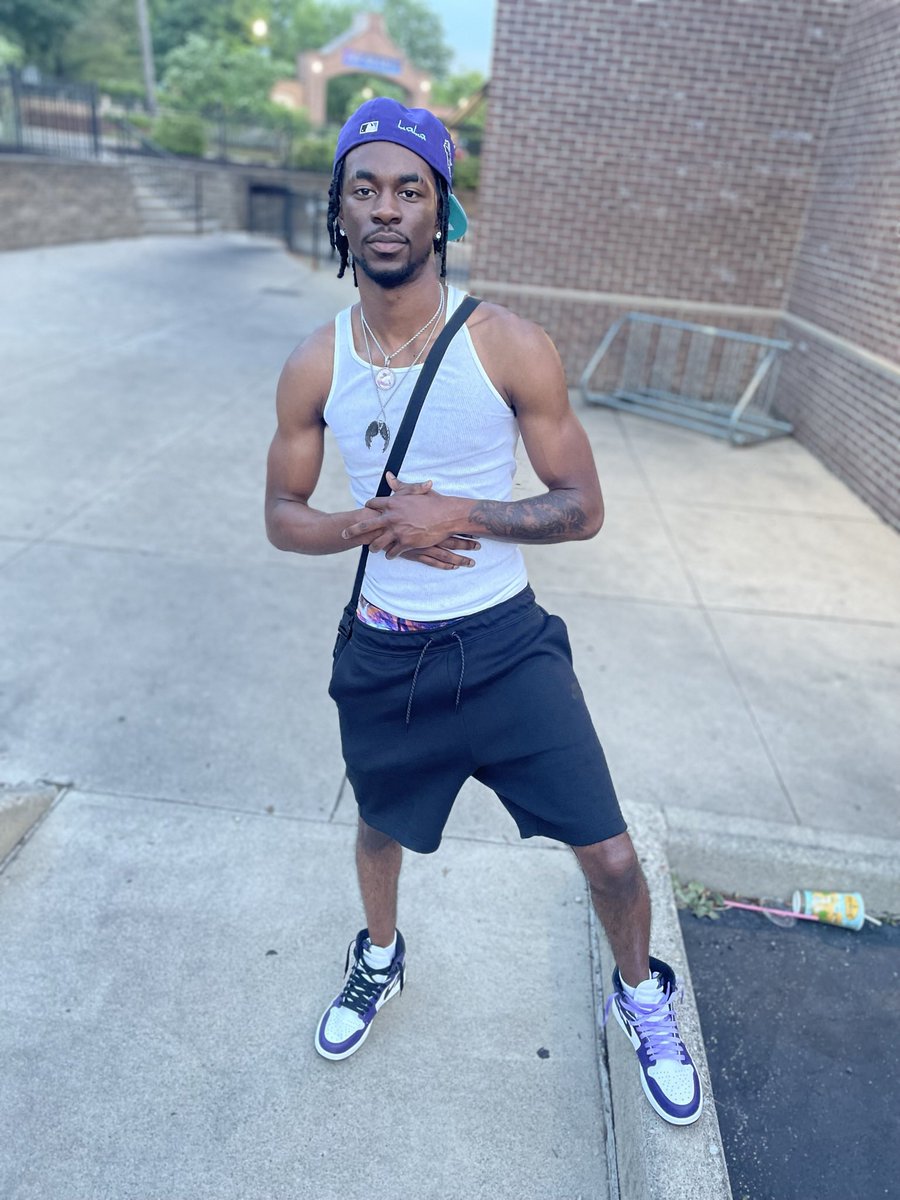 RJJen2's tweet photo. Told a 🐶 I was from the middie, she was quick to pop out her titty🥵

#explore #daytonohio #fyp #rjjen #explorepage #Folllow https://t.co/VOIsTubLc1
