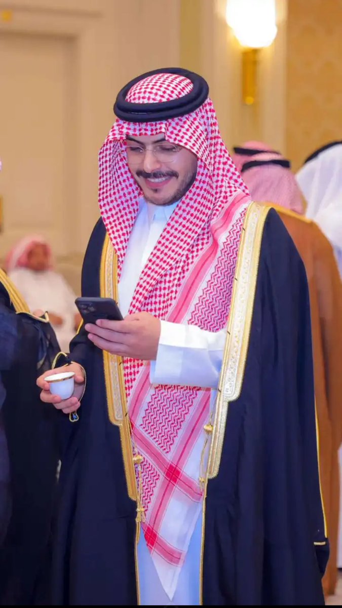 وأشاهد صنعة الله في جمالك 🤍🦅
<a href="/snaif111/">سلطان بن نايف</a> #سلطان_بن_نايف