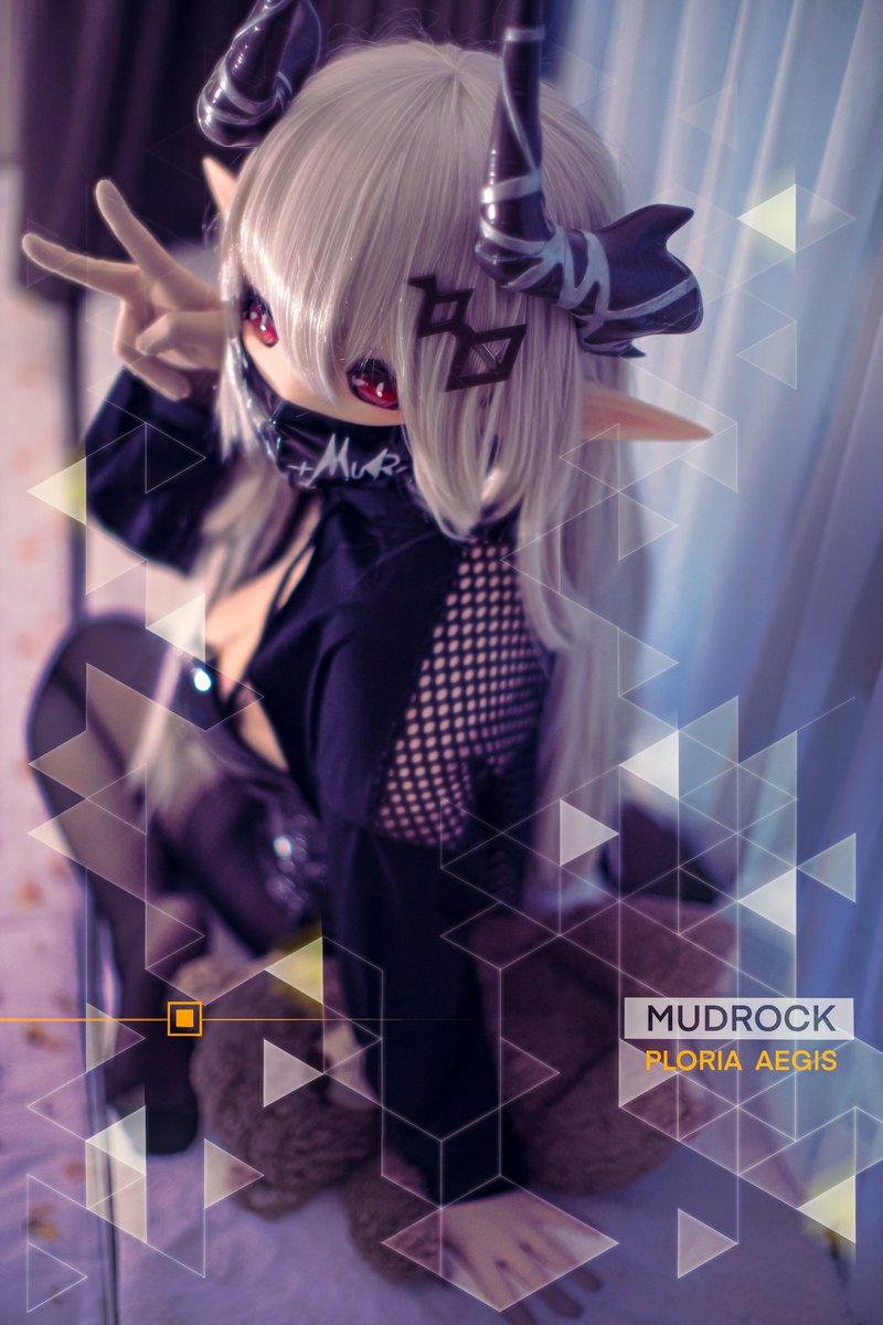 Only Scars tell how Tough you are
                   破碎 愈合 往复
    致不屈的自己    为坚强而喝彩