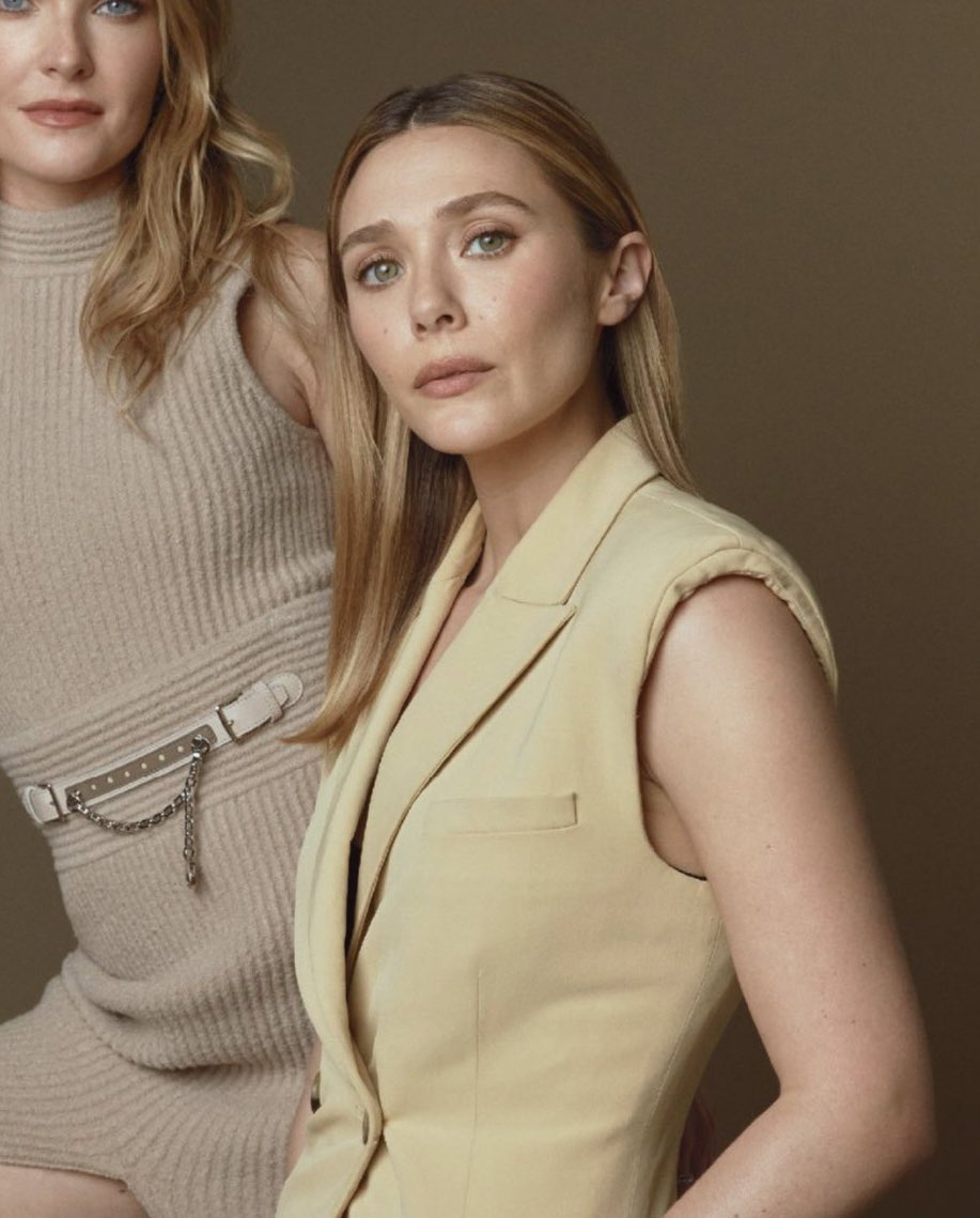 lizzie : idk why are they calling me mother
also lizzie :