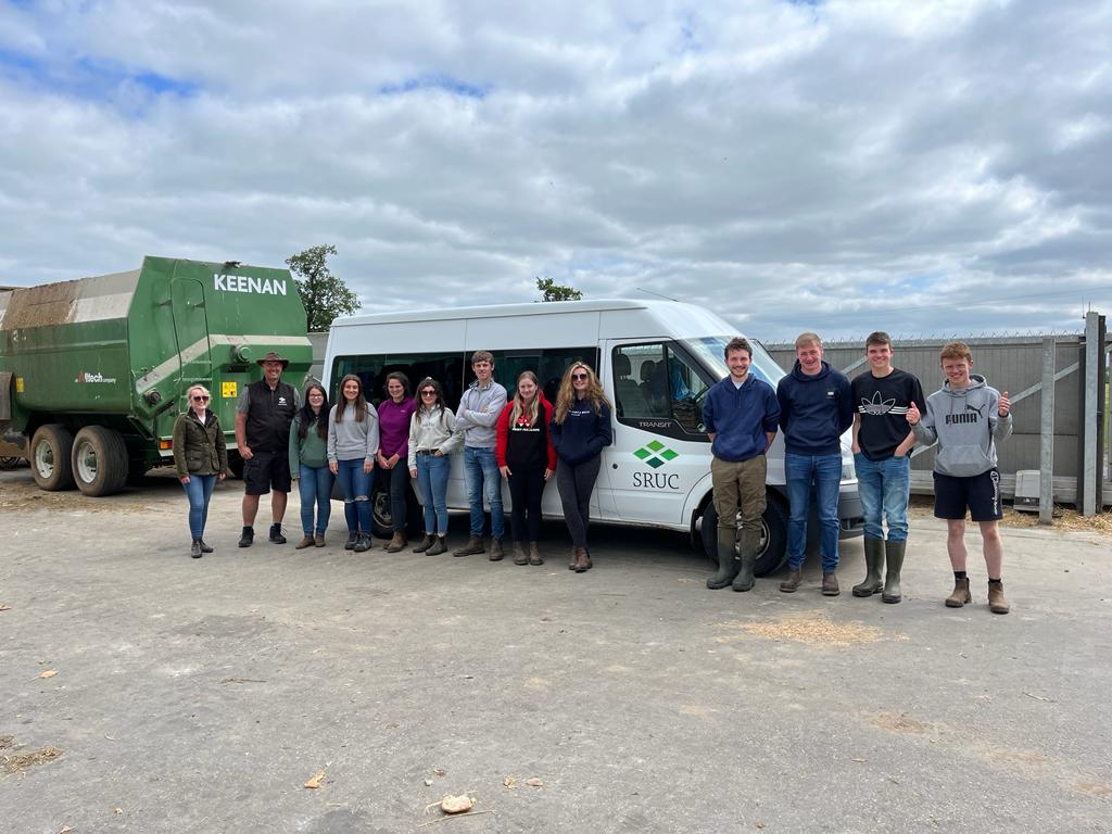 cattlefinishers's tweet photo. Super visit by HND degree students from @SRUC , guys n gals kept me on my toes with intelligent, thoughtful questioning. Youth at their finest. 
#futurefarming https://t.co/8QAUsJKnNZ
