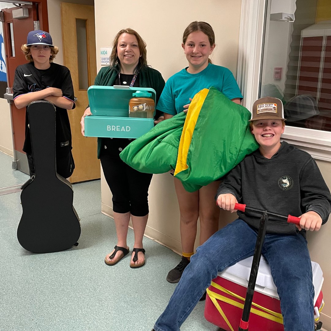 MorrinSWAT's tweet image. A few more photos from yesterday's Anything But a Backpack Day!

#MorrinProud #MorrinSWAT #schoolculture #AnythingButABackpack #fun @MorrinProud @plrd25