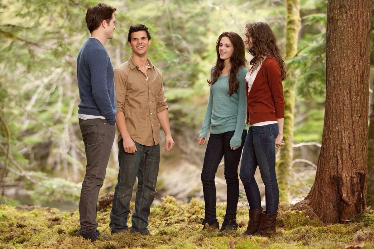 this photo looks like an advertisement for american eagle