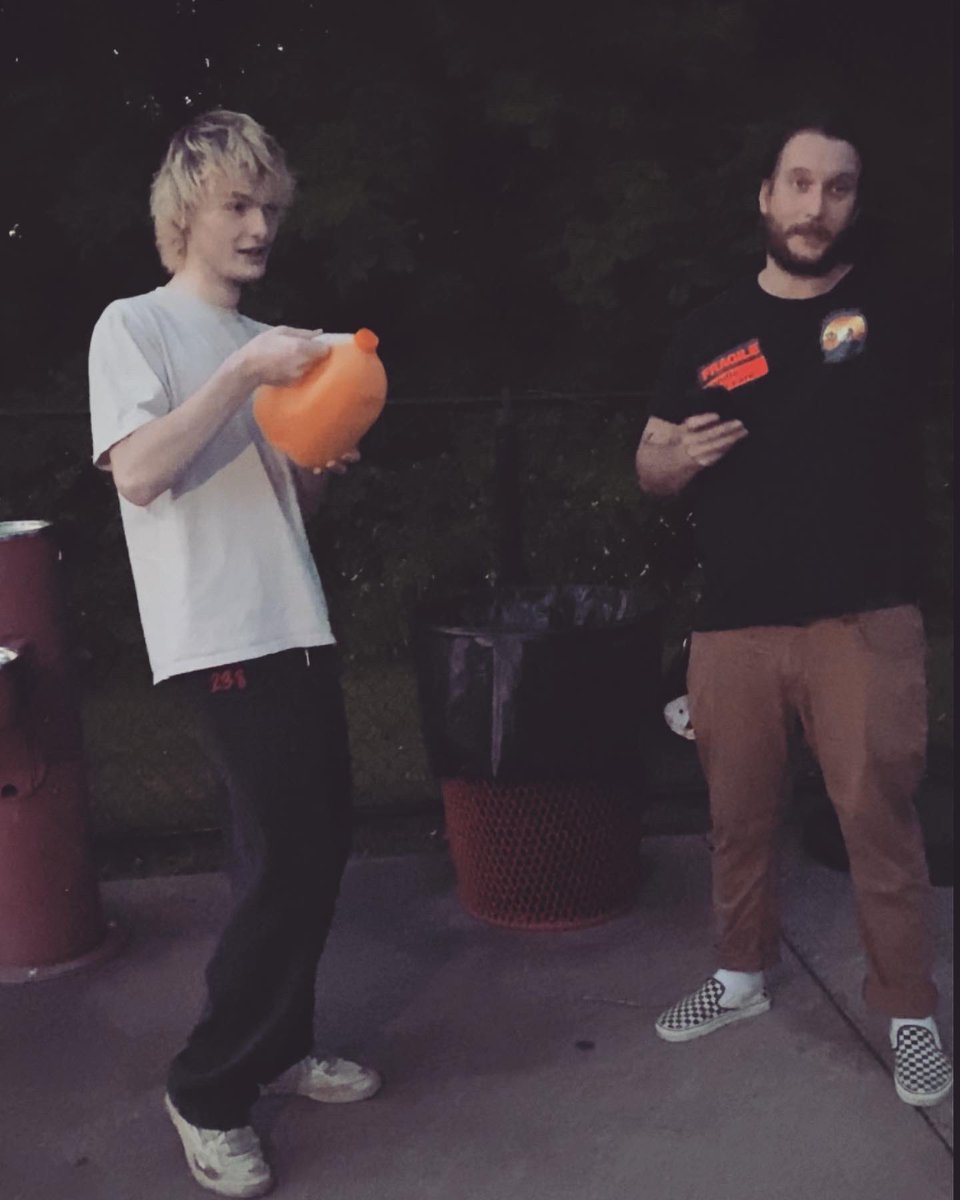tercemusic's tweet photo. Extreme Tour Day 2: Just getting to know a little bit more of the principles that drive the tour, as well as meeting a lot of new people on and off the tour. - Lilly https://t.co/F1pqlvgPSK