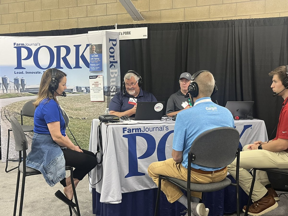 jennifer_shike's tweet photo. @agritalk Farmer Forum at #WPX23 #PORKWeek23 https://t.co/Bl9ZKF3aUK