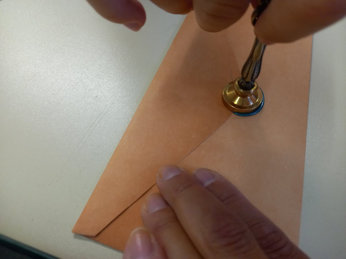 KathrinFische18's tweet image. Arbeite heute mit Kindern mit Rechtschreibschwäche - wenn Geschriebenes als bedeutungsvoll erlebt wird, kann aus &quot;ich schreibe aber nichts!&quot; &quot;Wie schreibt man das?&quot; werden. #pnpde #Therapie #ttrpg