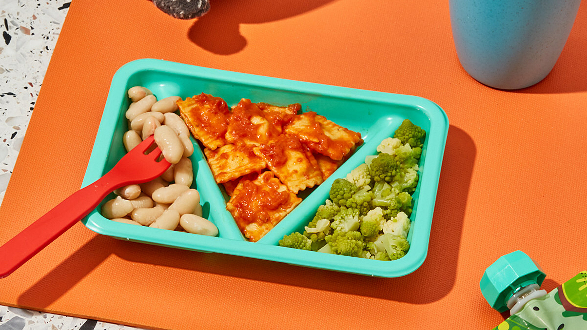 RandFF's tweet photo. In our feature on #babyfood, we talked to  @onceuponafarm 
@littlespoon + @twrgrassfedbeef about how #refrigerated + #frozen offerings, many w/ upgraded #nutrition + #convenience, are driving innovation while feeding the next generation. Learn more: https://t.co/0uVZjap5fH https://t.co/IwMxDVgyff