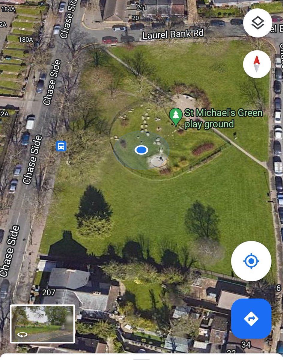 CitizenLuc's tweet photo. @EnfieldCouncil @Nesil_Caliskan gave up on #Enfield's parks and playgrounds? Who do I complain to? https://t.co/rQVtYPK3hh