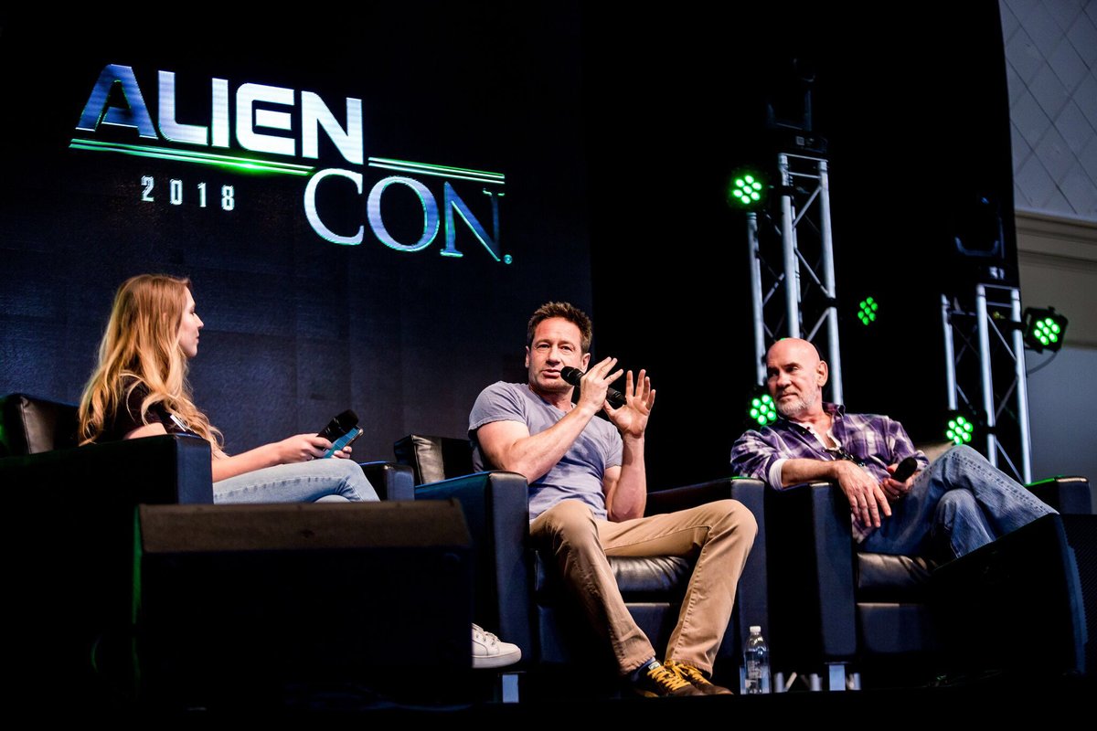 TheAlienCon's tweet photo. #AlienCon Rewind! It’s hard to believe that AlienCon 2018 touched down in Pasadena five years ago this week! Were you part of this galactic gathering? Here’s a look back at that weekend—we can’t wait till we see you all again at our next event! https://t.co/StEgYtEZIJ
