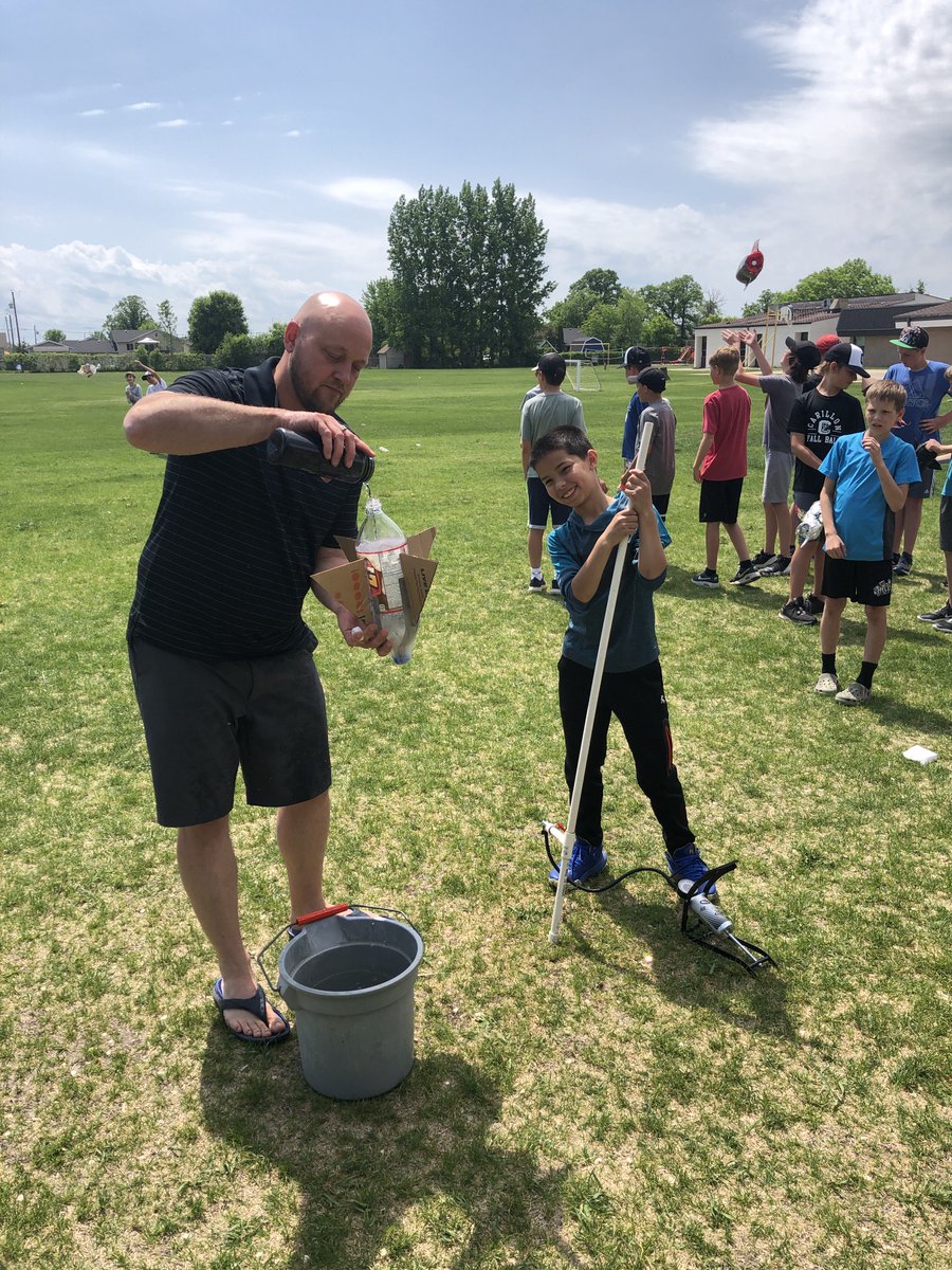 BlumenortHSD's tweet photo. We like to go to "Infinity and Beyond" in Grade 6 Science.  This was the first launch of our bottle rockets.  After some improvements and repairs we will relaunch and see whose rocket will fly the furthest!! https://t.co/qdzf6SqVCC