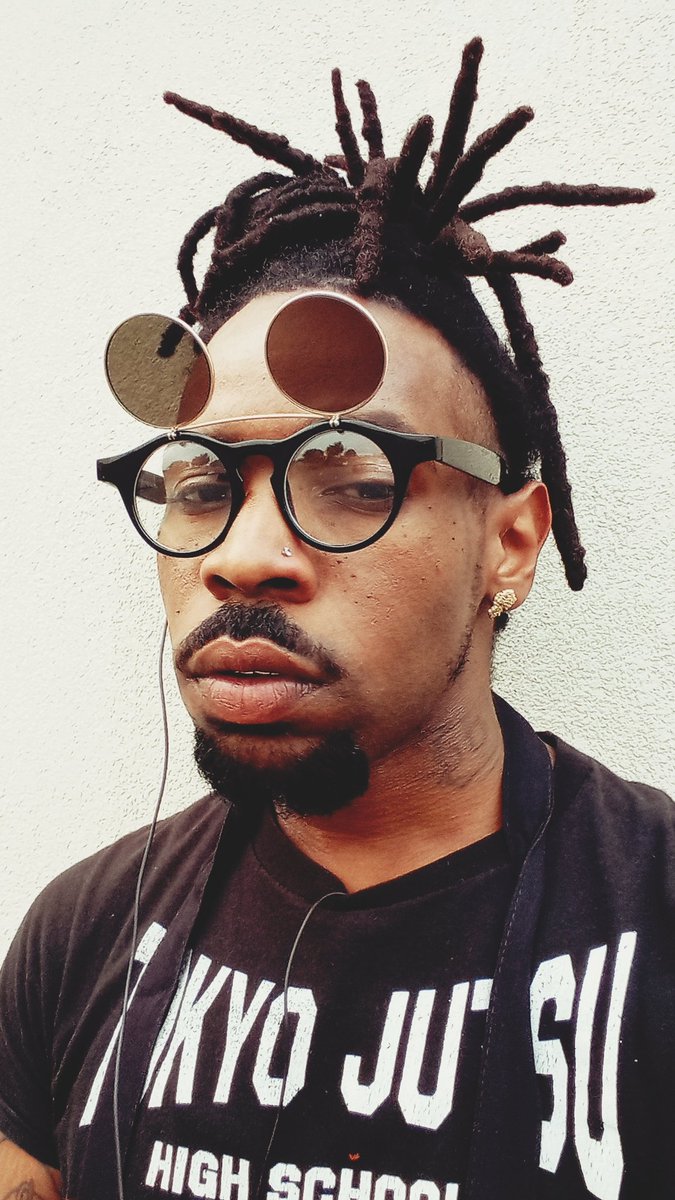 MavyRemorseless's tweet photo. Don't mind the messy man bun.. they're diggin it 😌😂😎 https://t.co/atzEgTRCgf